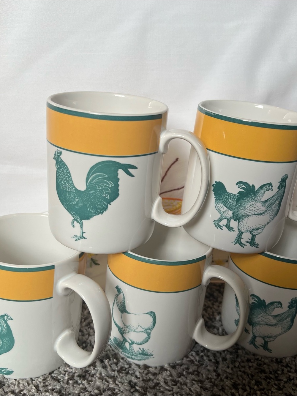 Green and Yellow Farmhouse Rooster Coffee Bar Set ☕🐓 - Picture 9 of 11